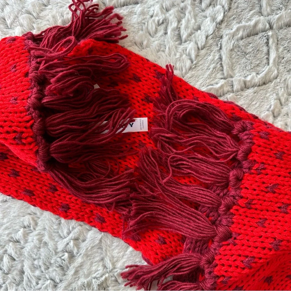 Old Navy Knitted Winter Scarf